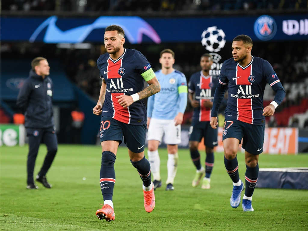 詹俊:多纳鲁马表现最佳,巴黎决赛前无需为联赛争冠分心成最大优势 詹俊:多纳鲁马表现最佳,巴黎决赛前无需为联赛争冠分心成最大优势